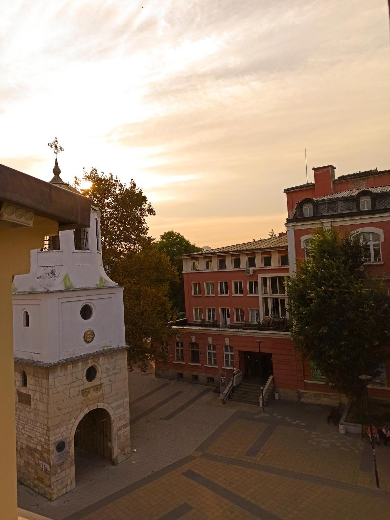 Хотел Театъръ Otel Plevne Dış mekan fotoğraf