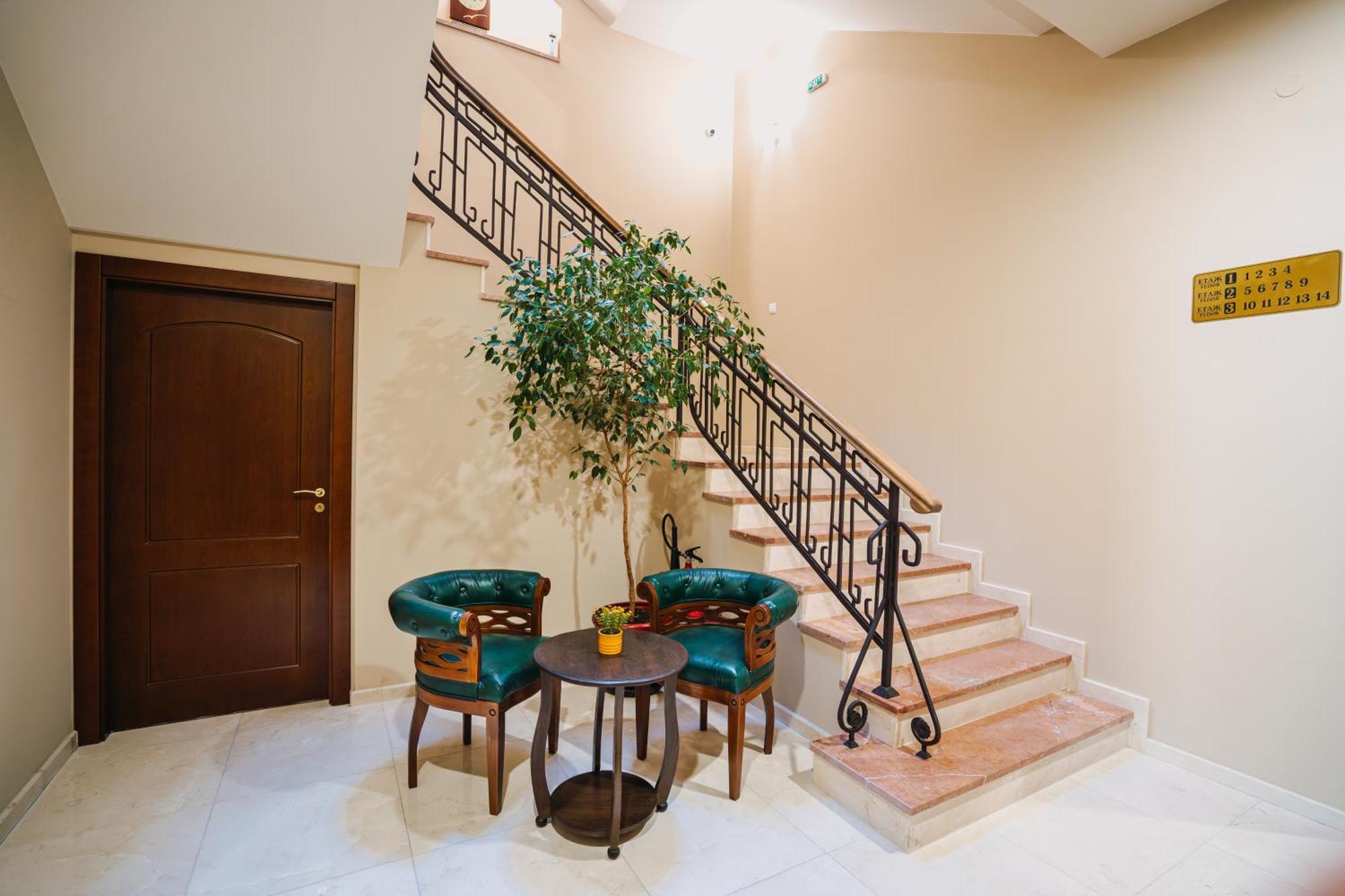 Хотел Театъръ Otel Plevne Dış mekan fotoğraf